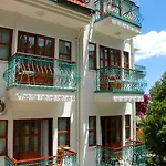 酒店 La Boutique Ipek 凯梅尔